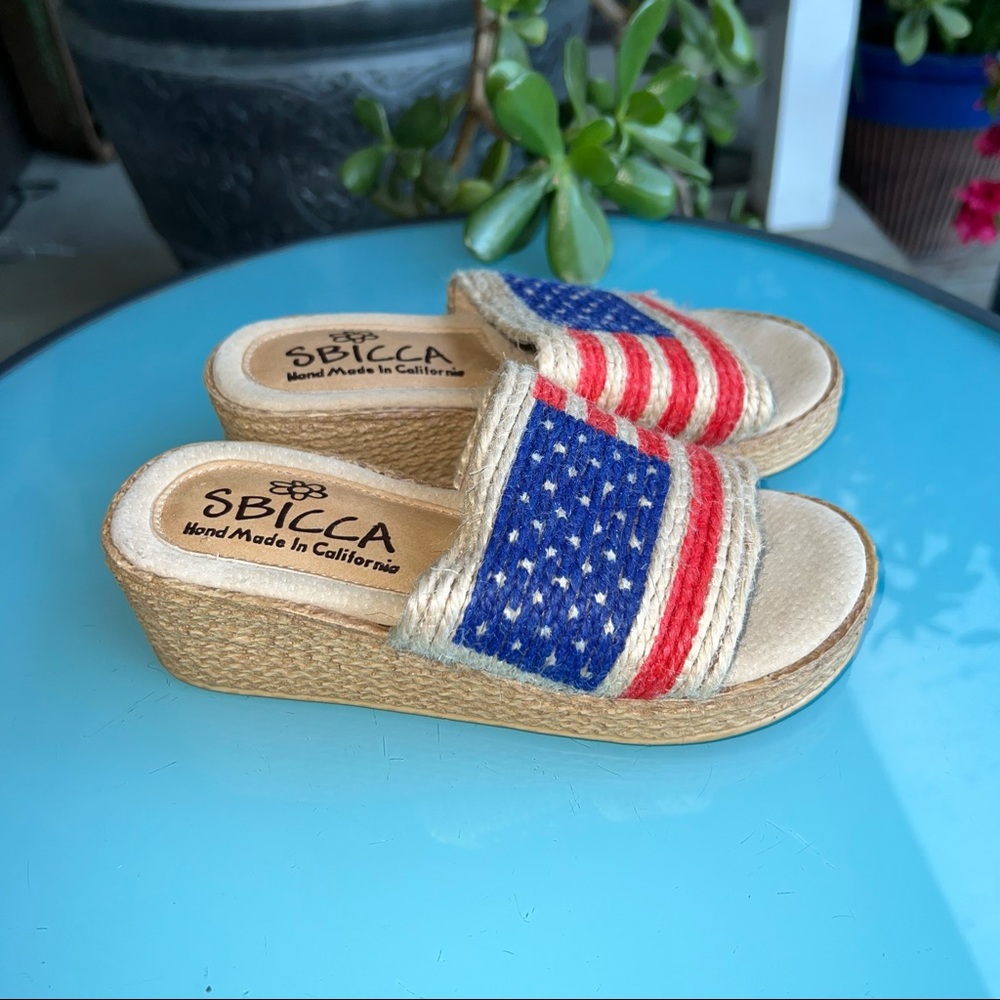 Sbicca Size 13 Youth  Made in California Woven American Flag Slide Wedge Sandals